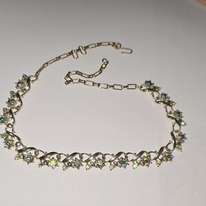 Elegant Star Goldtone Floral With Rhinestones Necklace